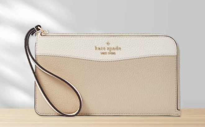 Kate Spade Outlet Wristlets $21