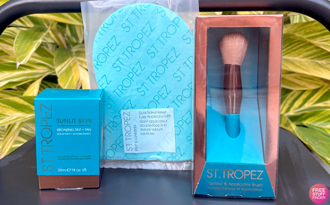 St Tropez Self Tan Contour Brush Kit