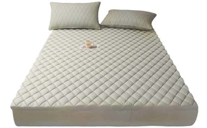 Waterproof Thickened Mattress Protector